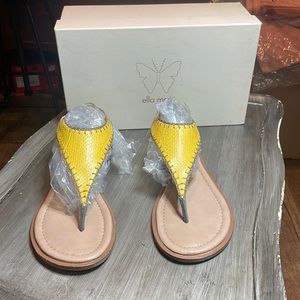 Ella Moss Sandals Yellow Lizard 🦎 NIB Size 8.5⭐️